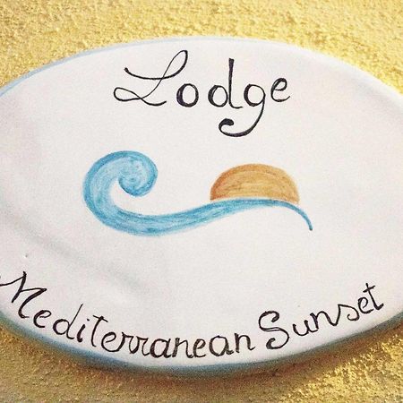 Mediterranean Sunset Lodge سانتا كروتْشّي كاميرينا المظهر الخارجي الصورة